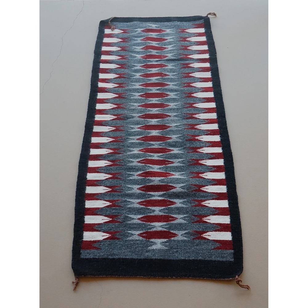 Handwoven Navajo Wool Runner Rug Klagetoh Ganado‎ Gray Diamond Pattern 50" x 38"